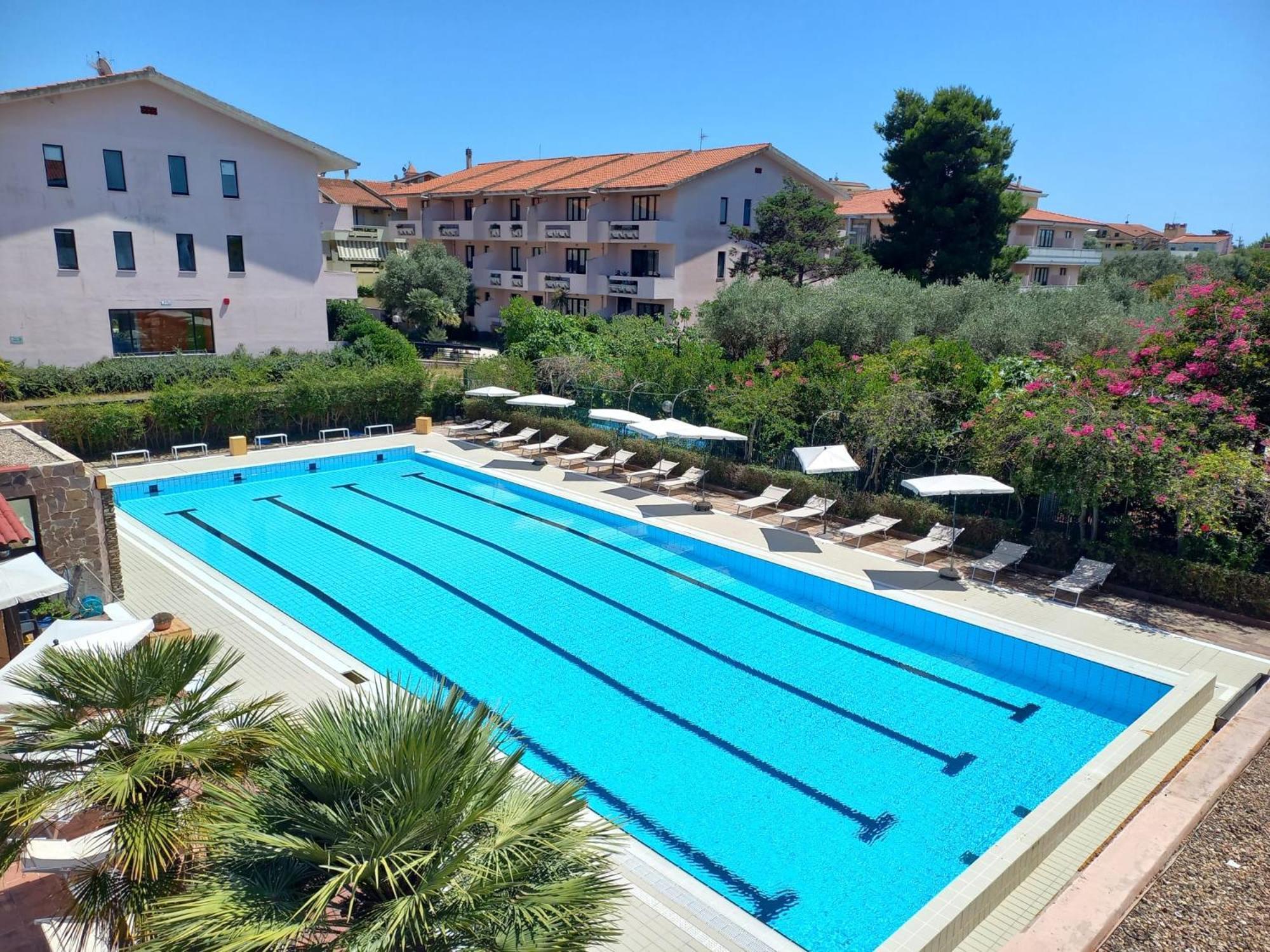 Green Sporting Club Hotel Alghero Exterior photo
